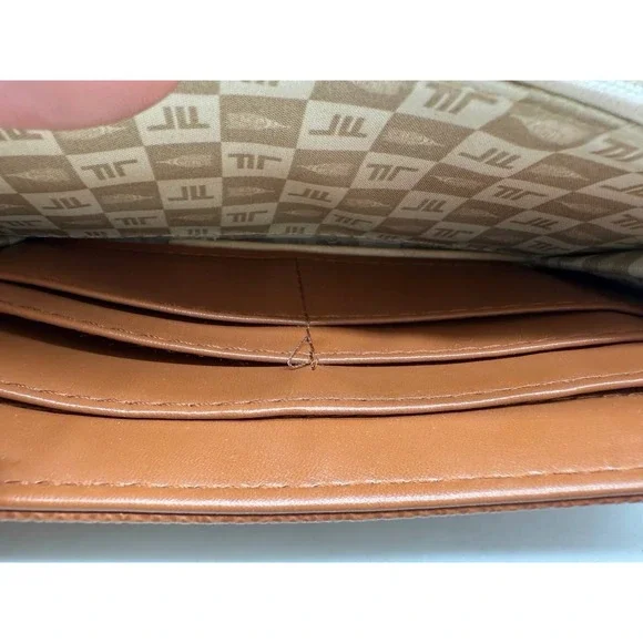 London fog collection brown wallet - Picture 7 of 7